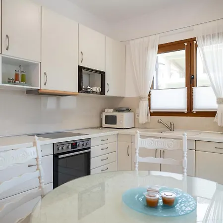 Anna Maria Family House 1 Апартаменты